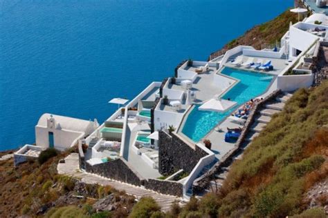 Top 11 Most Amazing Greece Hotels Featuring Breathtaking Views