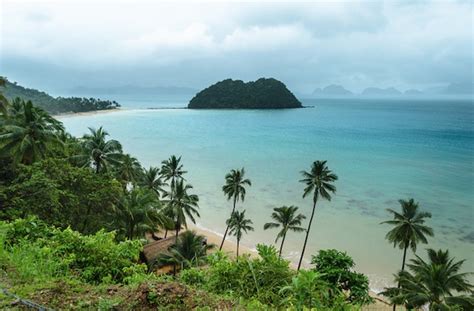 Plage de Las Cabanas à El Nido, Palawan