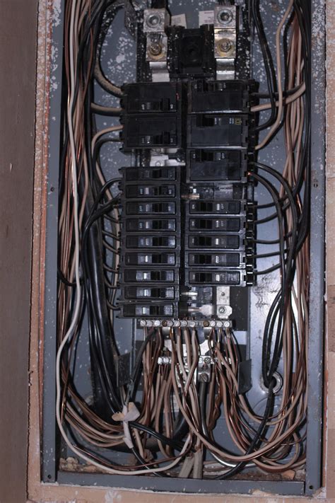 electrical - What's wrong with this wiring? - Home Improvement Stack Exchange