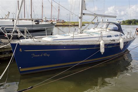 Beneteau Oceanis 393 sailboat for sale | White Whale Yachtbrokers