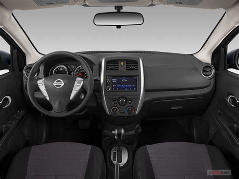 2019 Nissan Versa: 91 Interior Photos | U.S. News