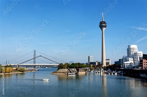 "Skyline Düsseldorf" Stockfotos und lizenzfreie Bilder auf Fotolia.com - Bild 9873768