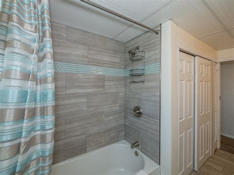 Our Rooms | Sea Latch Inn - York Beach, Maine