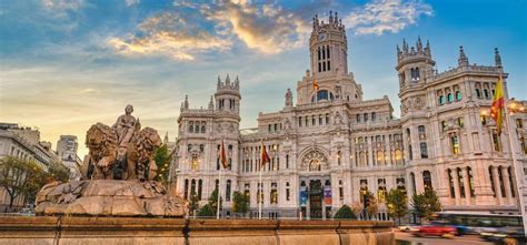 The 16 Top Things to See and Do in Madrid