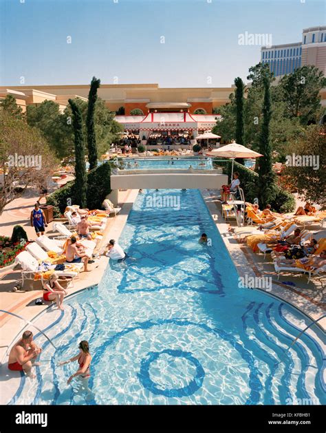 USA, Nevada, people relaxing on pool of Wynn Las Vegas Hotel, elevated view Stock Photo - Alamy