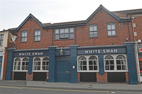 The White Swan pub takes flight with a new look after total £230,000 ...