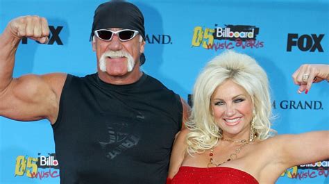 Hulk Hogan 2022 Wife