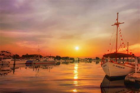 Sunset at the Docks Photograph by L Wright - Fine Art America