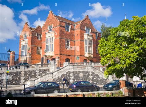 Harrow on the Hill , Harrow School , original building from 1615 ...