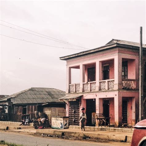 These Colonial Buildings Will Make You Appreciate Nigerian History | Zikoko!