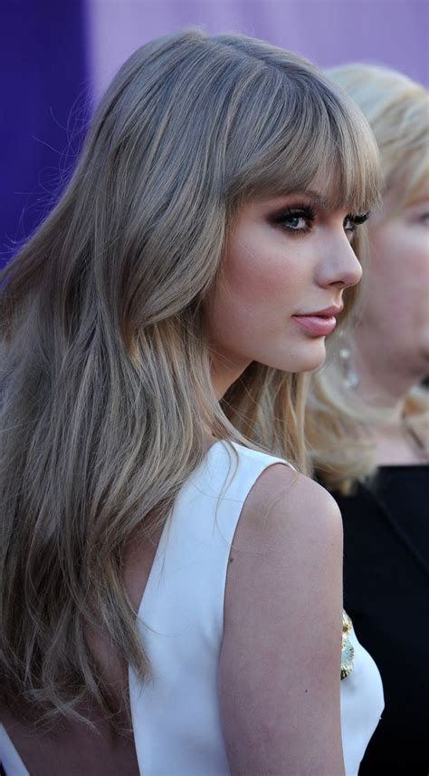 hair color (ash blonde) | Taylor swift hair color, Taylor swift hair, Ash hair color