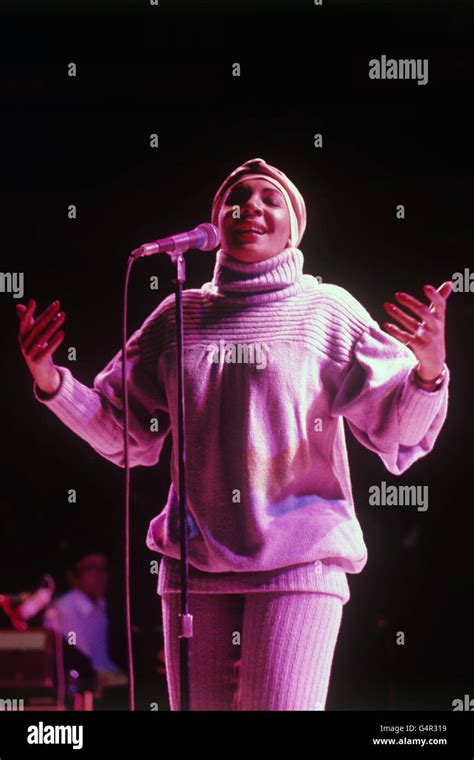 Music - Shirley Bassey Tour - Rehearsals - Royal Albert Hall, London ...