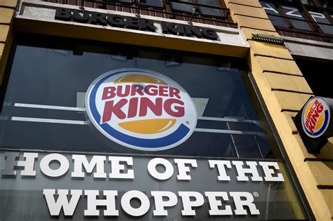 Burger King mocks Vote Leave's Brexit bus with Whopper