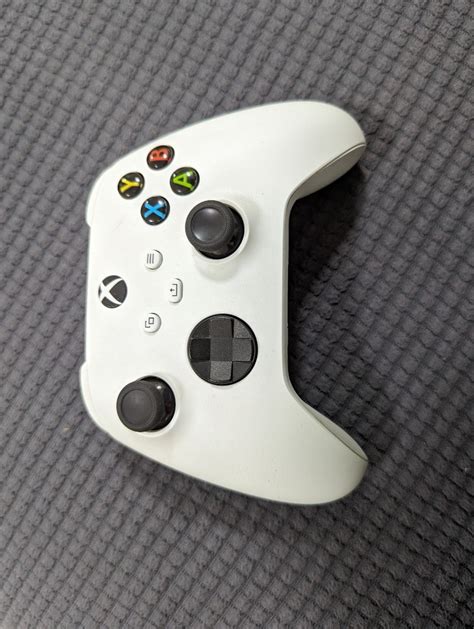 Xbox Series Wireless Controller - White, Video Gaming, Gaming ...