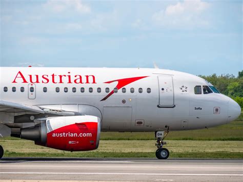 Austrian Airlines' Direct Routes from The U.S. Routes [Plane Types]