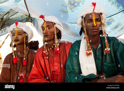 Wodaabe dance annual gerewol festival hi-res stock photography and images - Alamy