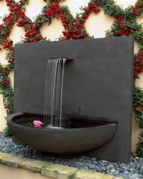 Modern Garden Wall Fountains - Herb Garden Planter