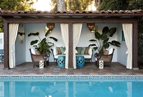 Cabana Style ~ Bringing the Resort into your own Backyard | Remodelaholic