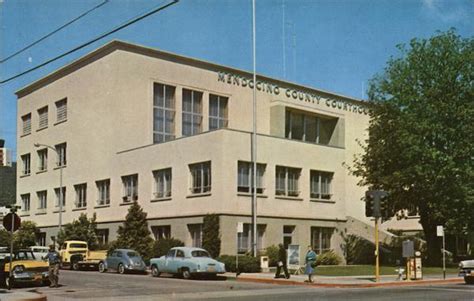 Mendocino County Court House Ukiah, CA Postcard