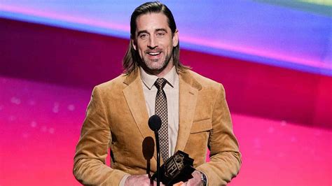 NFL Honors: Aaron Rodgers wins 2021 AP NFL MVP for second year in a row ...