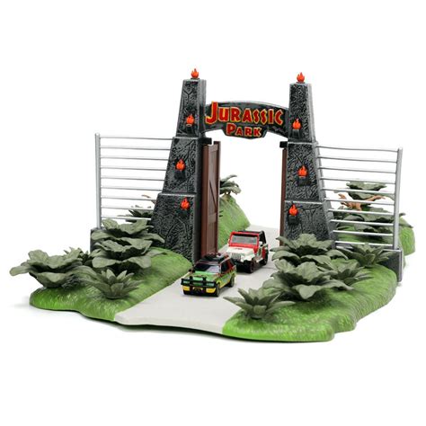 Jurassic Park Gate and Nano Hollywood Rides Vehicle Diorama