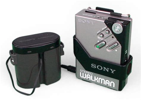 File:Sony Walkman WM-2.jpg - Wikipedia