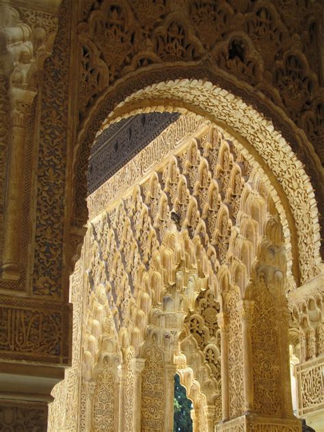 The Mind-Bogglingly Gorgeous Nasrid Palaces at the Alhambra — The Not So Innocents Abroad