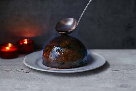 How to light a Christmas pudding | Tesco Real Food