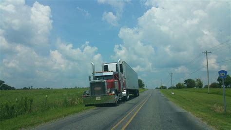 #Rooster's FL #18wheeler on a country road in #Dekalb county #Alabama #trucking #roadlife # ...