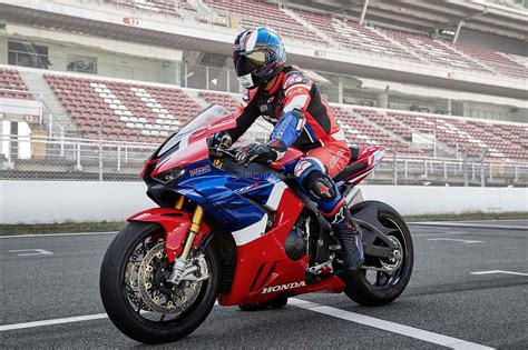 New Honda CBR 1000 RR-R Fireblade and Fireblade SP Bookings Open in India