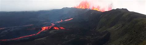 Sierra Negra Volcano Erupted in Isabela Island | Latin Trails