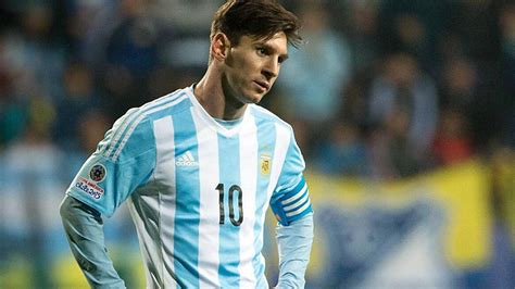 Lionel Messi posts heartbreaking message to fans after Copa America ...