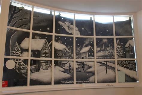 I Created These Windows Using Snow Spray | Christmas window painting, Snow art, Christmas window ...