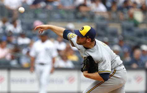 Brewers’ Corbin Burnes has no-hitter through 7 innings vs. Yankees – Metro US