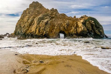 Pfeiffer Beach, Big Sur: How to Visit this Very Cool Purple Sand Beach ...