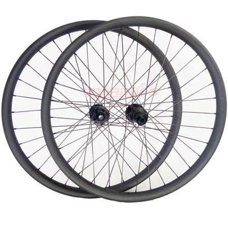 China Carbon Fiber Mountain Bike Wheels 26 Inches 25 Height 35 Wide ...