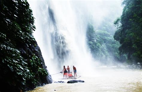 WATERFALLS IN THE PHILIPPINES: PAGSANJAN FALLS IN LAGUNA