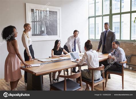 Young Professionals Table Business Meeting — Stock Photo ...