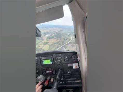 Aerobatics in a Cessna 152 - YouTube