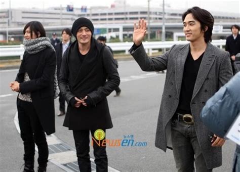 Hallyu Stars Arrive In Japan | Soompi