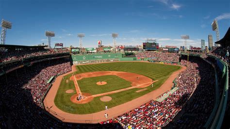 Fenway Park: Interesting Facts about the Boston Red Sox Stadium