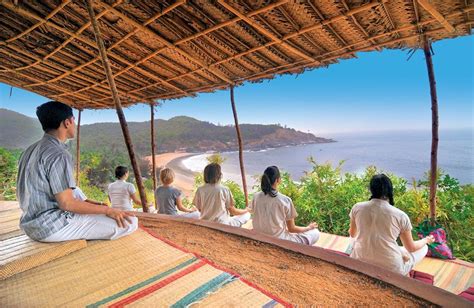 Top 5 Destinations Around The World For A Yoga Retreat - HolidayMonk ...