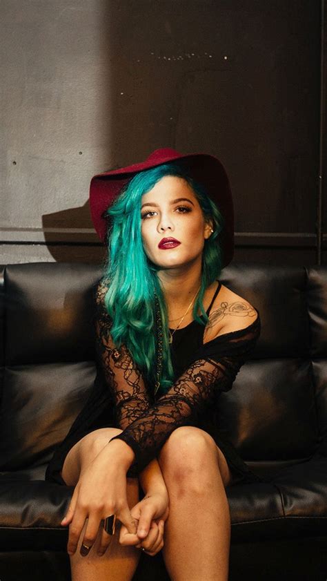 17 Best images about halsey lockscreens/wallpapers on Pinterest | Te amo, Tes and Ash