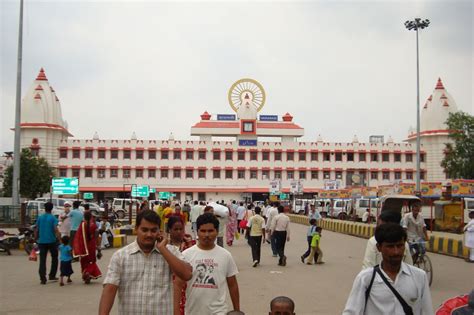 Varanasi: Varanasi Railway Station