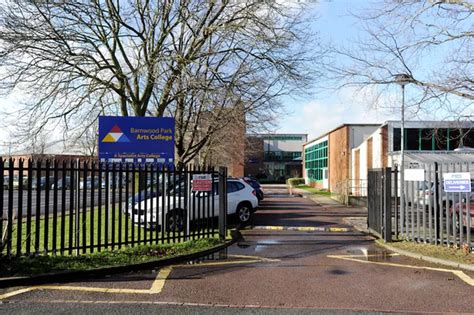 Gloucester's Barnwood Park Arts College forced to close suddenly at lunchtime - Gloucestershire Live