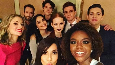 19 Times The Cast Of “Riverdale” Hung Out IRL And Made You Die Of ...