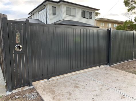 Automatic Electric Driveway Gates Frankston - Pinnacle Fencing