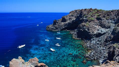 Car Rentals at Pantelleria airport - KAYAK