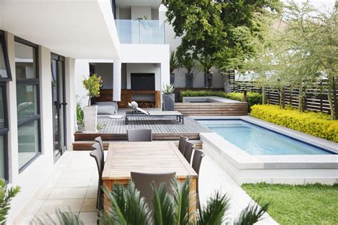 33 Small Swimming Pools with Big Style