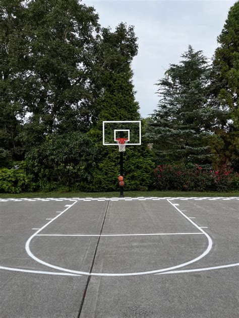 The Hoop Is IN! | Basketball Court Stencil DIY - MALLORY NIKOLAUS